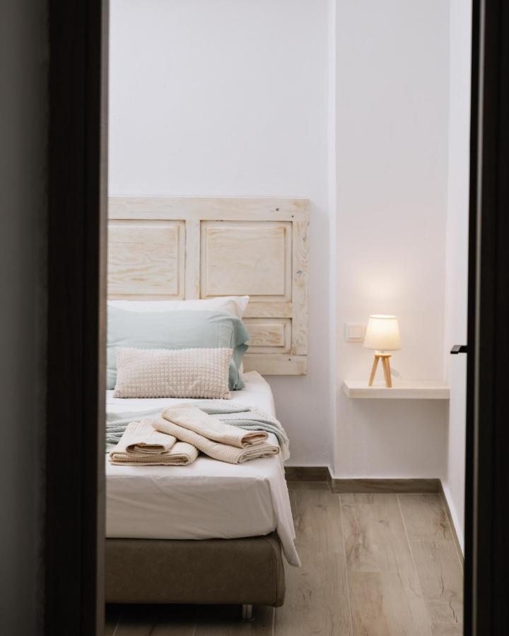 Central Apartments “Evanthia” Pitsidia Esterno foto